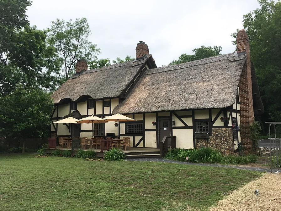 anne hathaway's cottage staunton vashakespearedowntown stauntonshakespeare sightsstaunton virginia