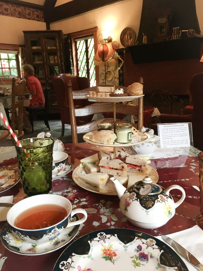 anne hathaway's cottage stauntonstaunton vastaunton virginiawhat to do staunton virginia