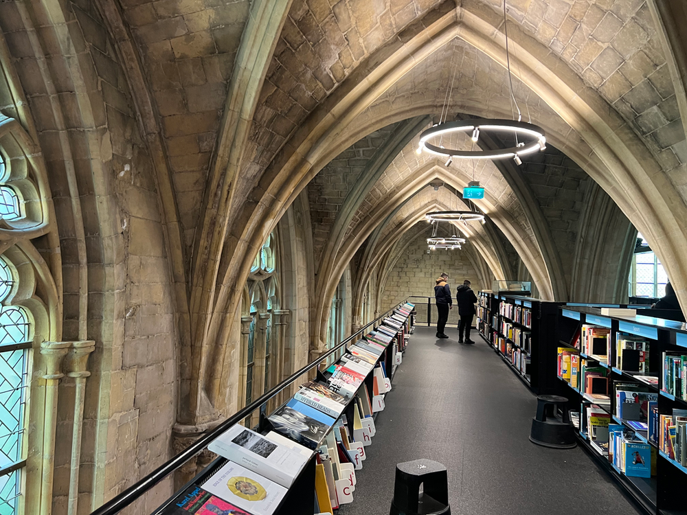 Boekhandel Dominicanen Maastricht bookstore cathedral indie bookstores best bookstores cathedral bookstore cute bookshop