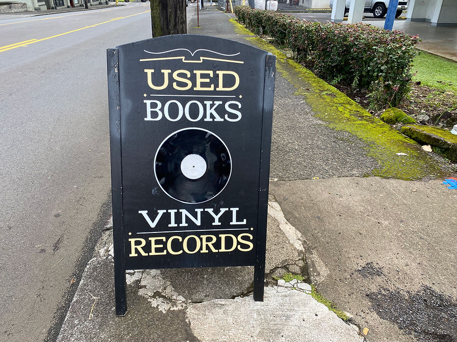 unique indie bookstores hawaii big island hilo side still life books and vinyl big island bookstores