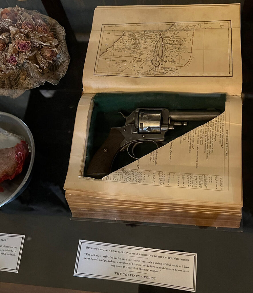 Sherlock Holmes Museum and shop London literary sites literary travel sir arthur conan doyle how to get to the sherlock holmes museum tickets
