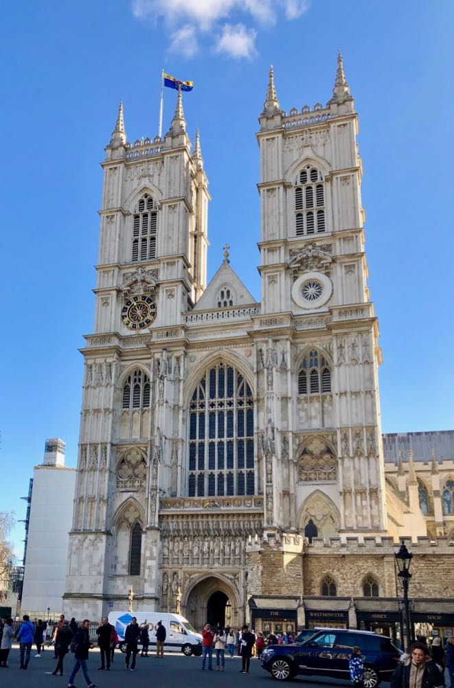 westminster abbey poets corner where charles dickens is buried