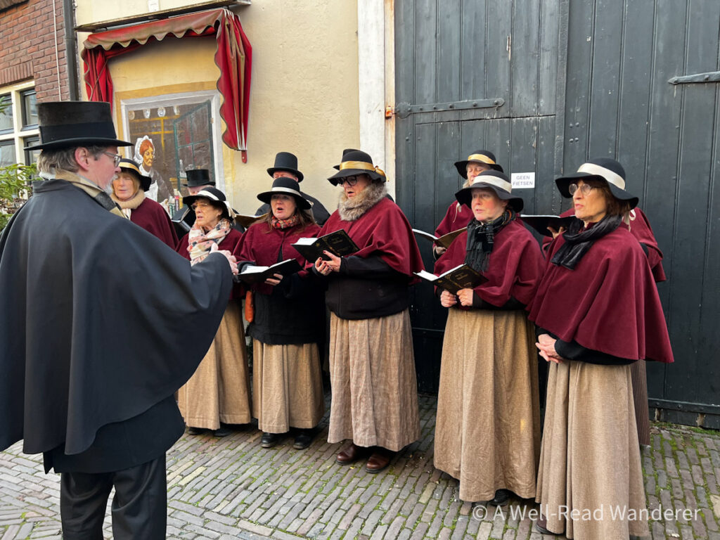 victorian carolers at dickens festival