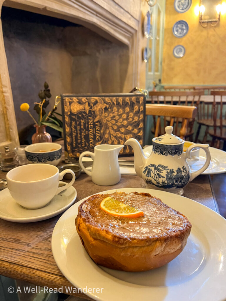bath bun and tea inside sally lunn's